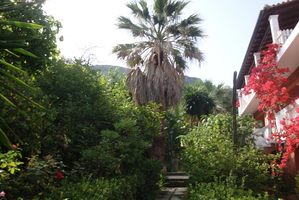 Pension Skala Agios Matthaios  Экстерьер фото