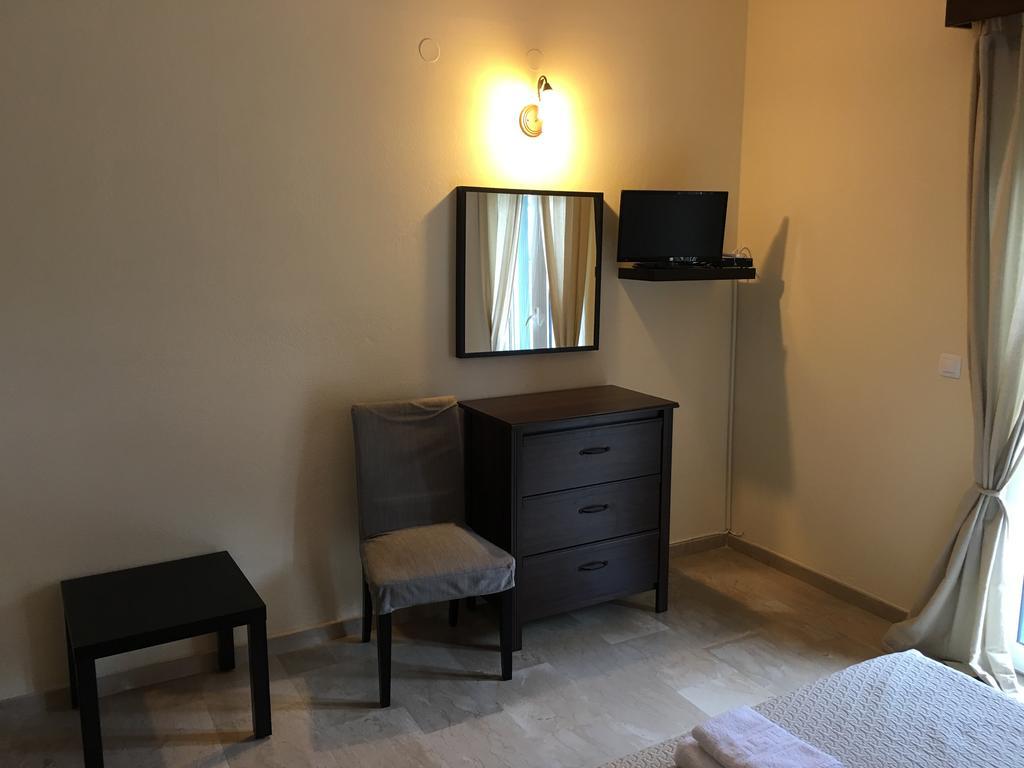 Pension Skala Agios Matthaios  Экстерьер фото