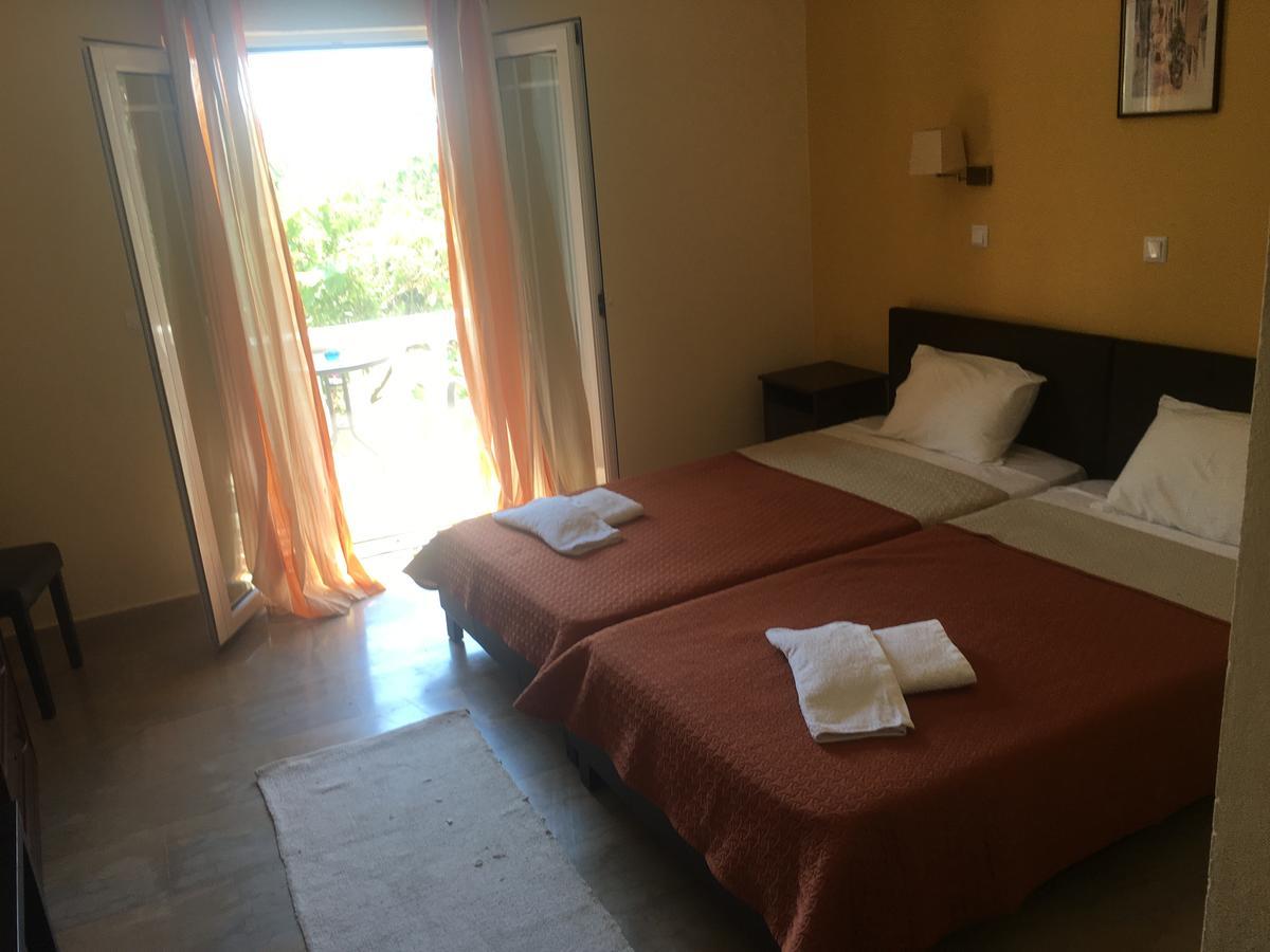 Pension Skala Agios Matthaios  Экстерьер фото