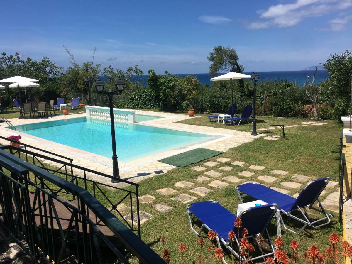 Pension Skala Agios Matthaios  Экстерьер фото