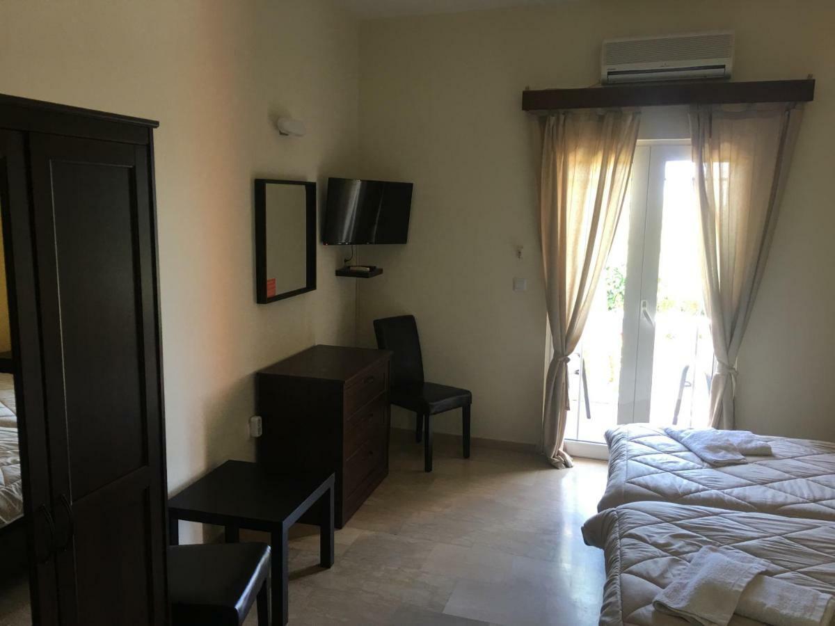 Pension Skala Agios Matthaios  Экстерьер фото